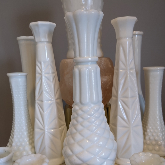 Lot of 40 Vintage Milk White Vases Wedding - Picture 6 of 16